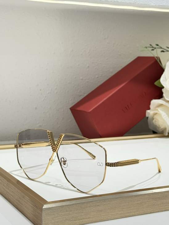 Picture of Valentino Sunglasses _SKUfw76146053fw